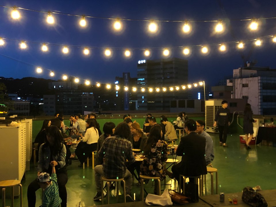 8. OCI 미술관, 옥상파티.jpg